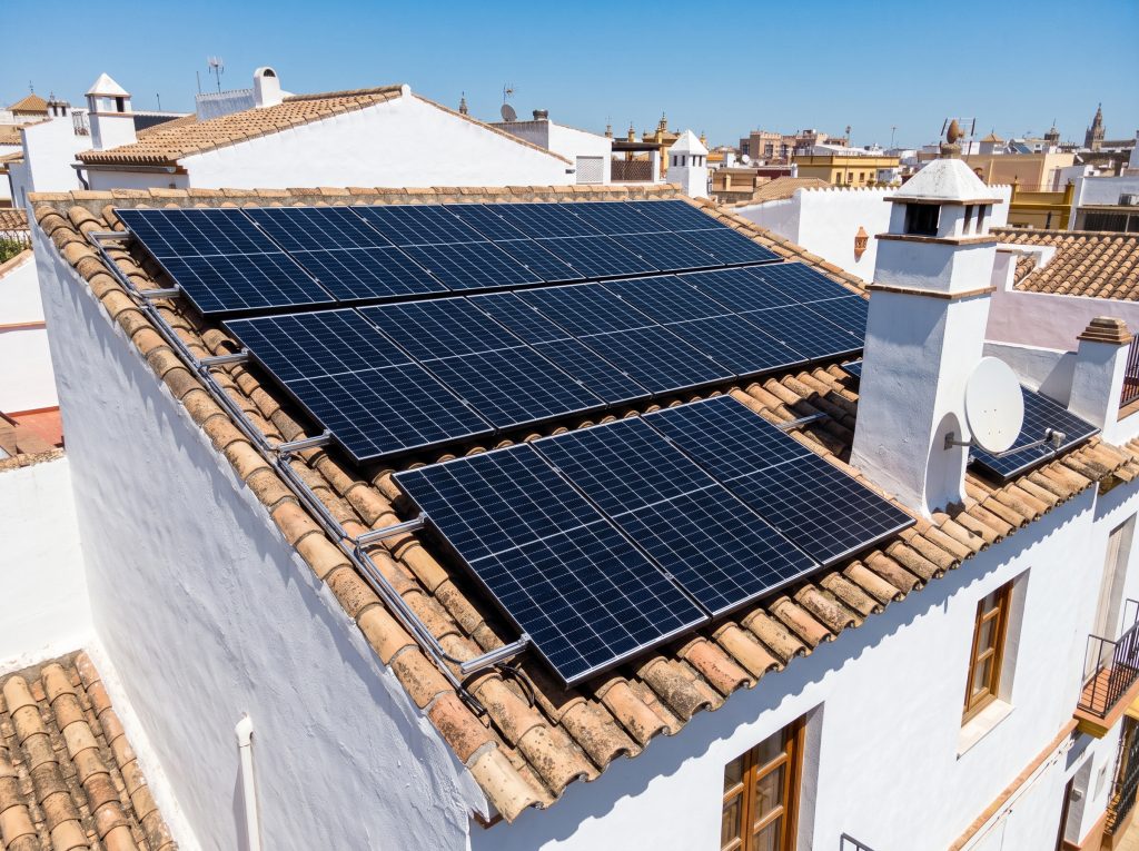 Instalación fotovoltaica residencial en Sevilla